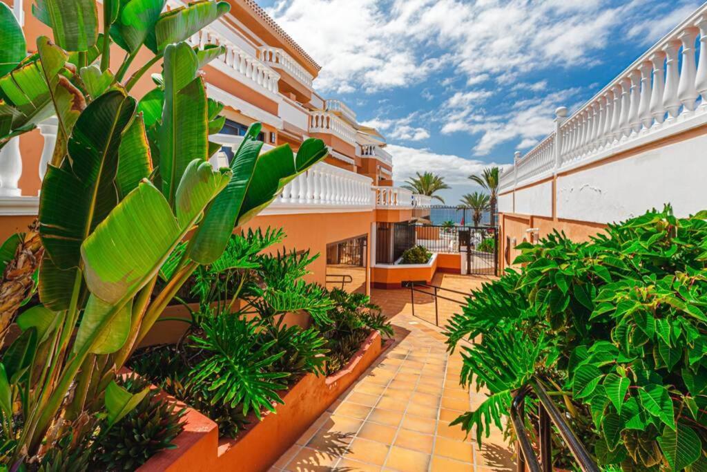 Tenerife Royal Gardens One Bedroom Apartment Playa de las Américas Extérieur photo